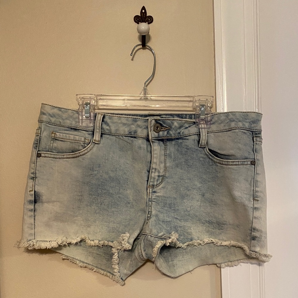 Acid wash shorts